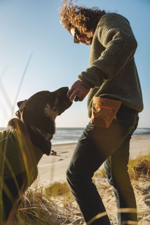 Ruffwear Treat Trader Leckerlibeutel Brown Bear – Ansicht 7