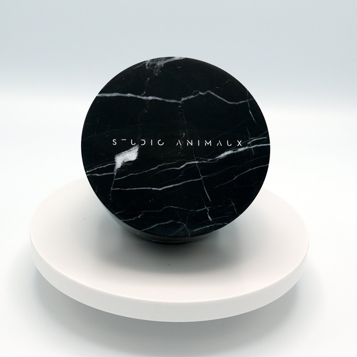Hundenapf aus Marmor in Nero Marquina von Studio Animaux