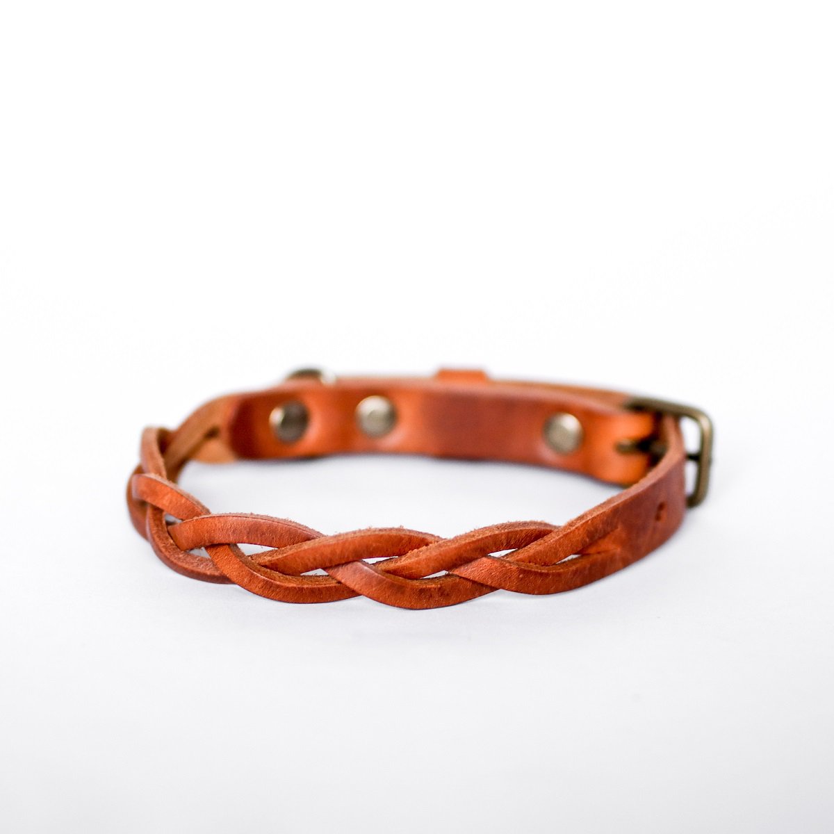 Geflochtenes Lederhalsband TWISTED in Cognac von Cooper & Quint
