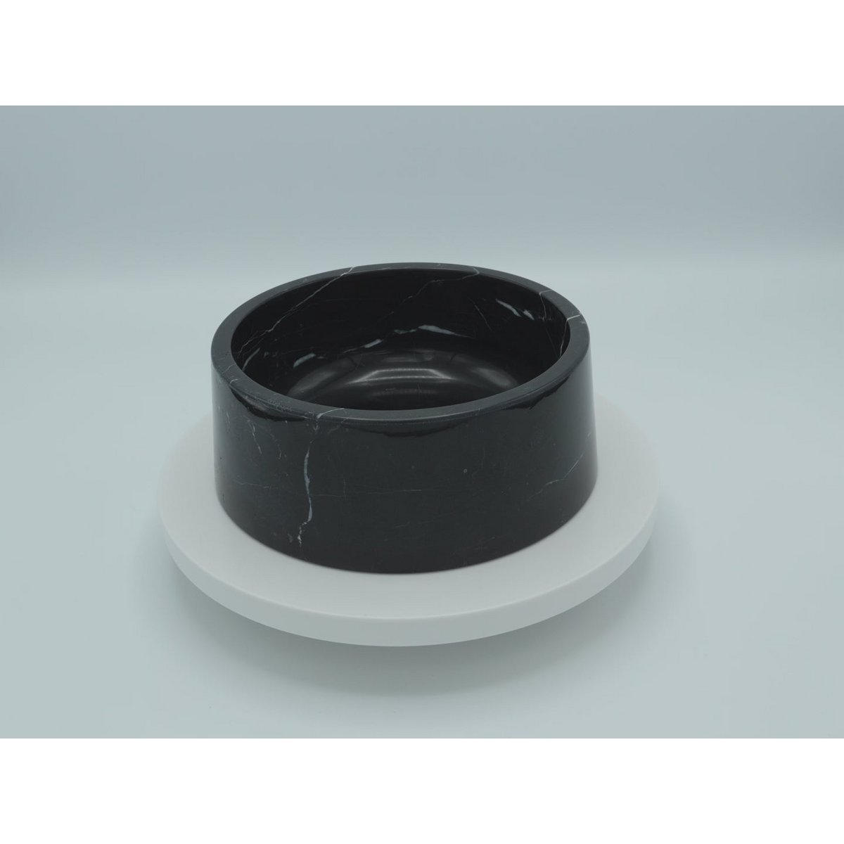 Hundenapf aus Marmor in Nero Marquina von Studio Animaux