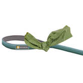 Ruffwear Front Range Leine River Rock Green – Griff mit Beutel