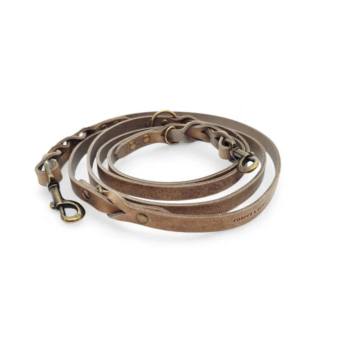 Verstellbare Lederleine TWISTED SWITCH in Taupe von Cooper &amp; Quint
