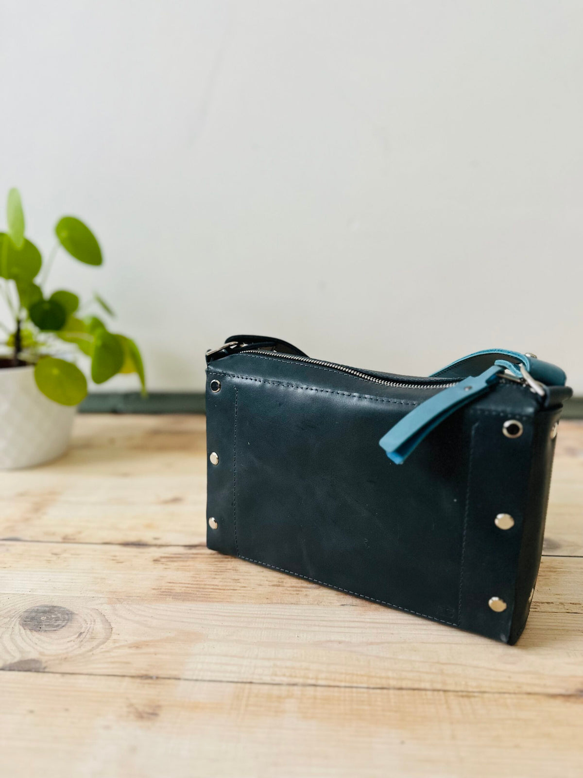 Crossbody Ledertasche TOURIST – Ansicht 8