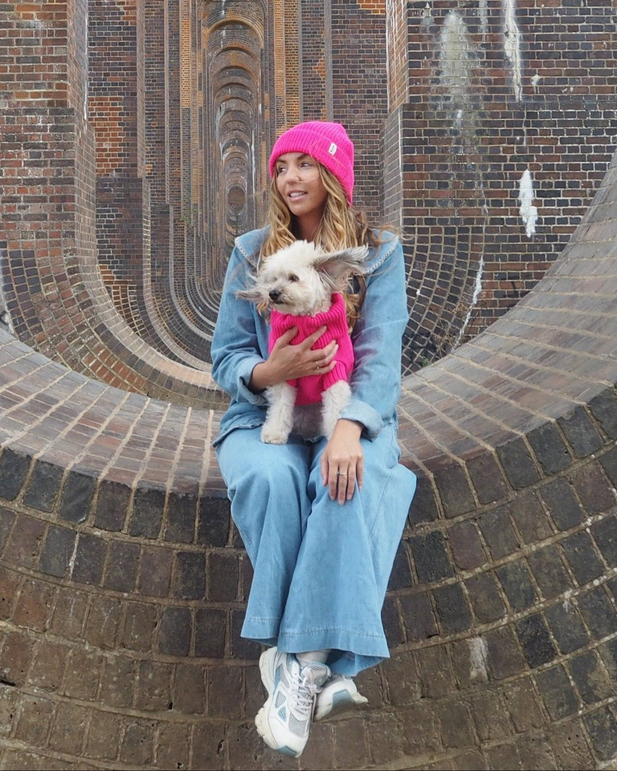 Partnerlook: Beanie Fandango Pink und passender Hundepullover