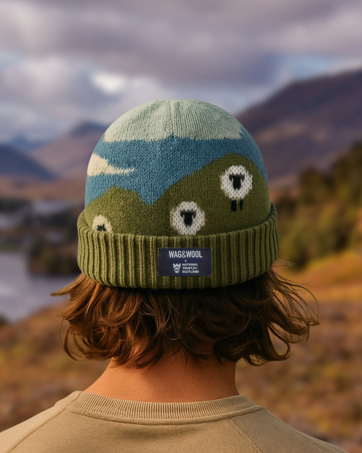 Beanie Blackface Sheep getragen