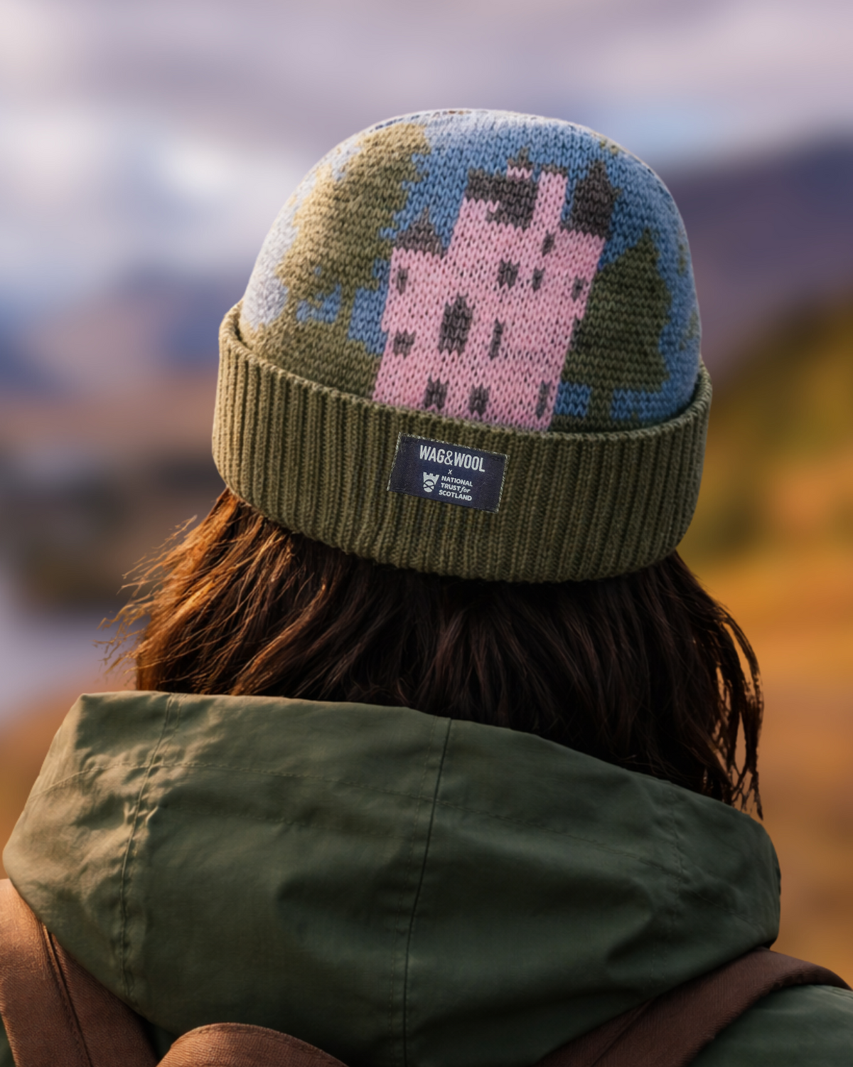 Beanie Pink Castle getragen