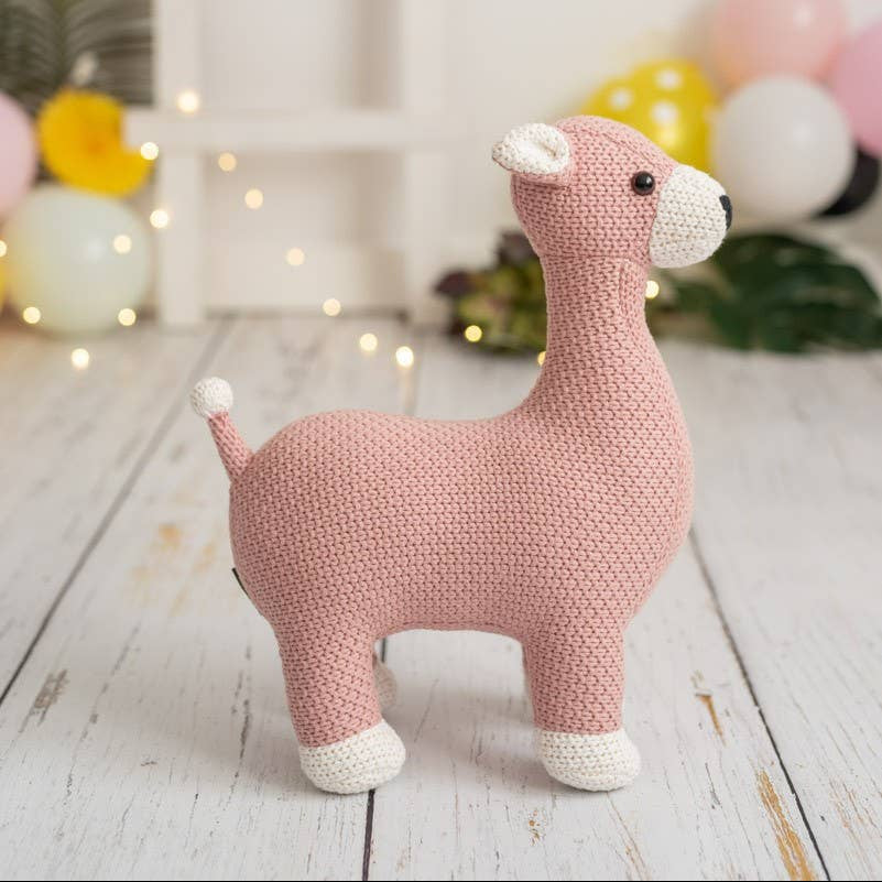 Gehäkeltes Stofftier Reh in Rosa von Crochetts