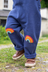 Frugi Rae Latzhose Navy Gelb – Ansicht 3