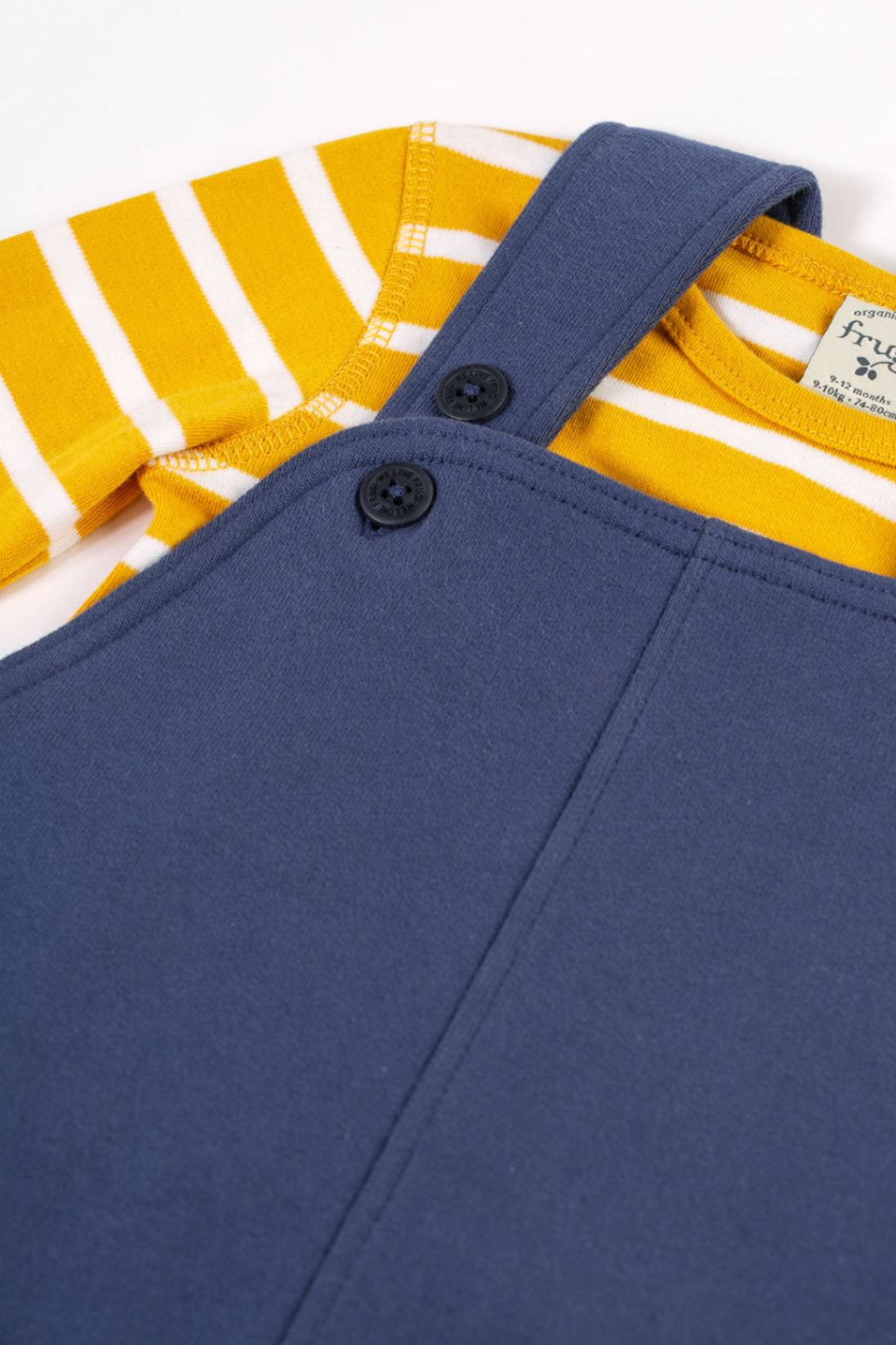 Frugi Rae Latzhose Navy Gelb – Ansicht 4
