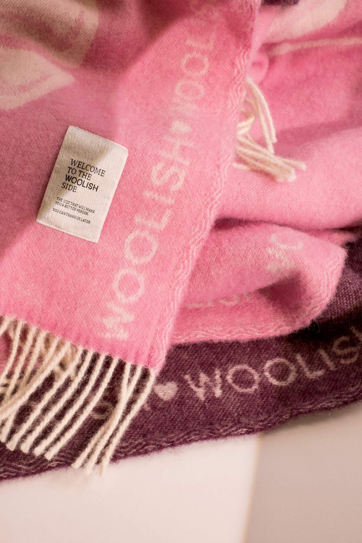 Woolish Wolldecke Shrimp Love – Ansicht 3